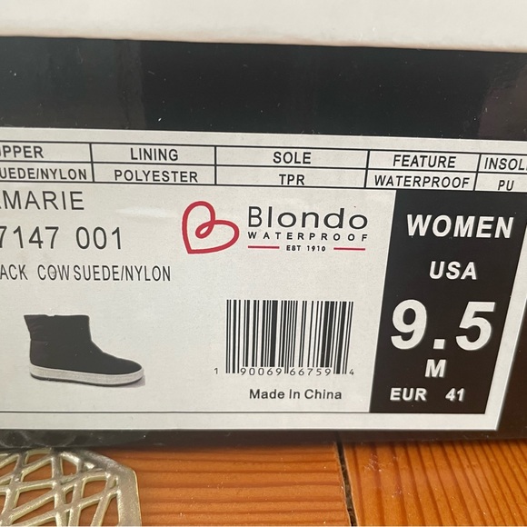 Blondo Samarie Waterproof Quilted Platform Boots - Size 9.5 - Picture 4 of 4